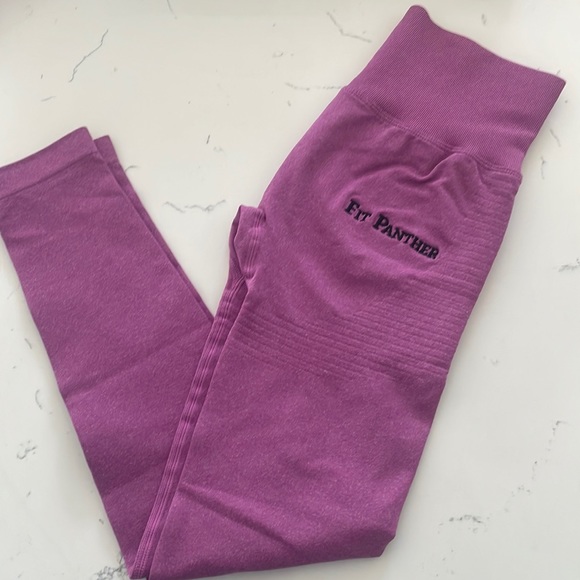 Pants - Fit Panther leggings